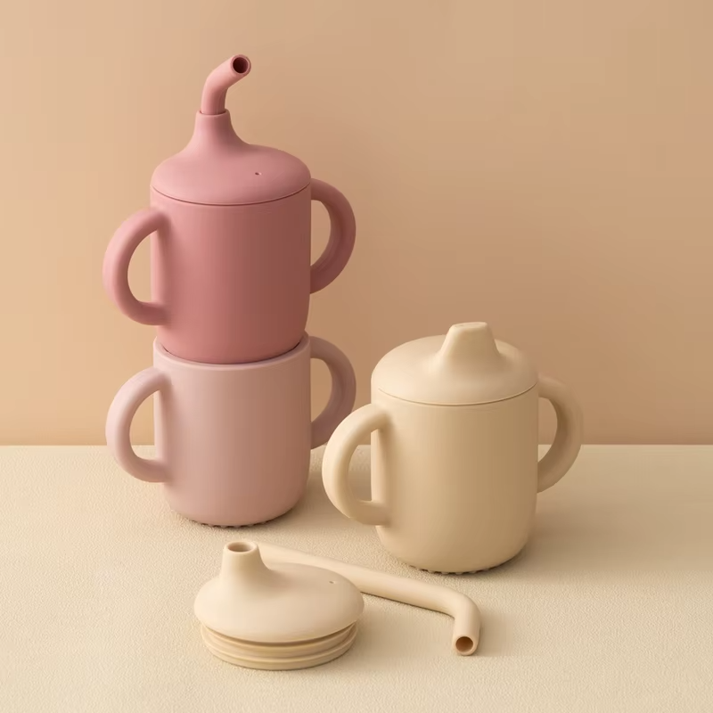 1PCS Two Lids Baby Silicone Straw Cup BPA Free Portable Storage Snack Container Feeding Cup Kids Learning Drink Cup Baby Stuff